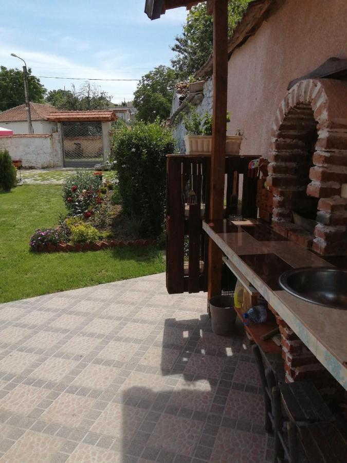Къща За Гости Уют Guest House Cozy Starosel Exterior photo